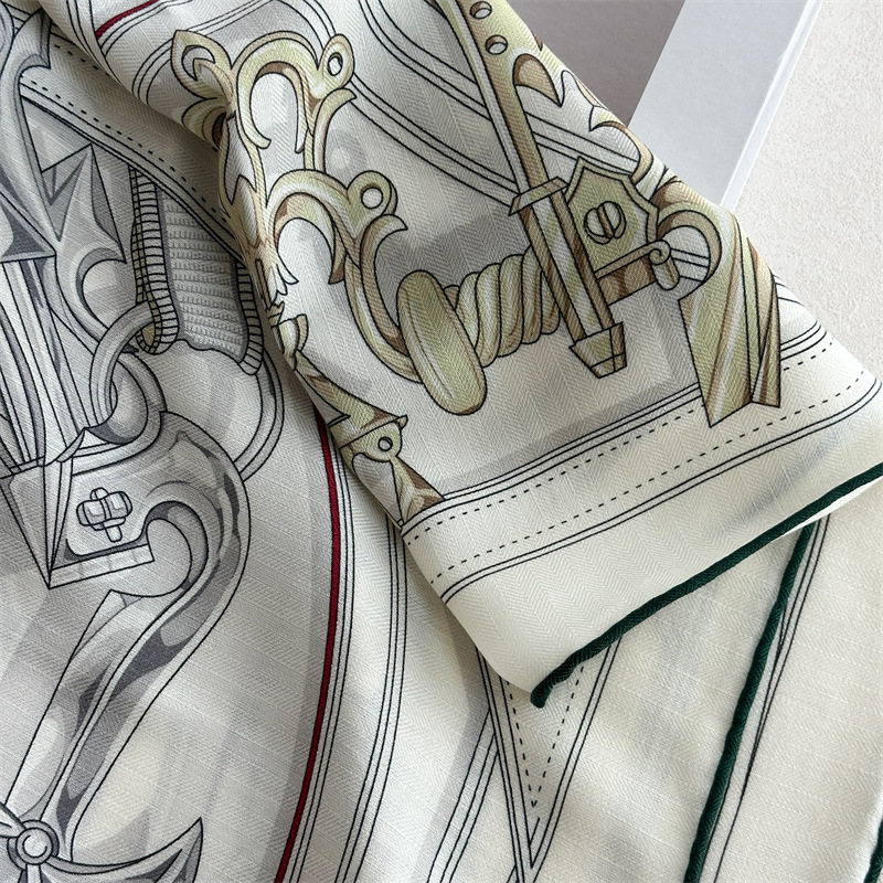 40% Silk 60% Wool Scarf 135x13 - Sewing Hemming review and price